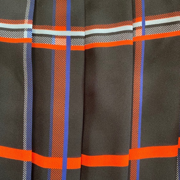 💥SALE 2 for $30 Vince Camuto Pleated Chiffon Top - Picture 3 of 4